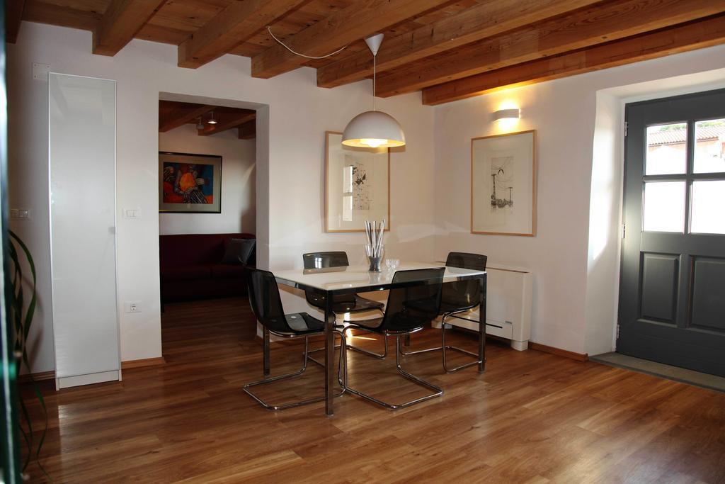 Boutique Hotel Dvor Dobrovo Ruang foto