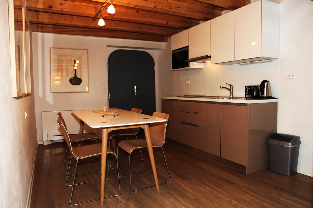 Boutique Hotel Dvor Dobrovo Ruang foto